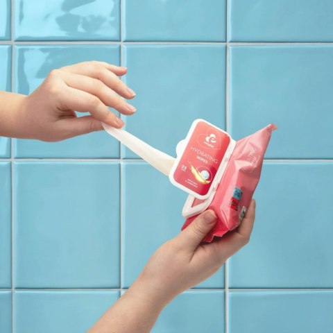 EasyGlide - Hydrating Wipes with Lubricant and Oils 25 wipes Boss of toys