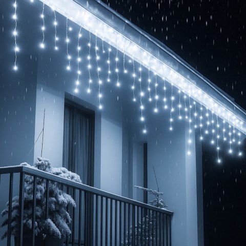 Lampki choinkowe sople 300 LED CW (20)