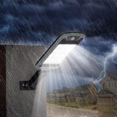 Latarnia solarna 12 el. z pilotem nowa Fortrade