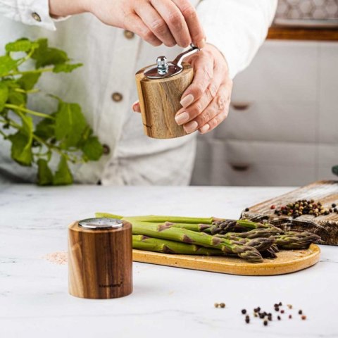 AKACJOWY MŁYNEK DO PIEPRZU + SOLNICZKA KLAUSBERG KB-7859 Klausberg