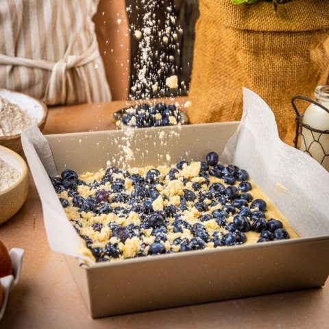 FORMA BLACHA KWADRATOWA DO CIASTA 24x24cm KINGHOFF KH-1974 Kinghoff