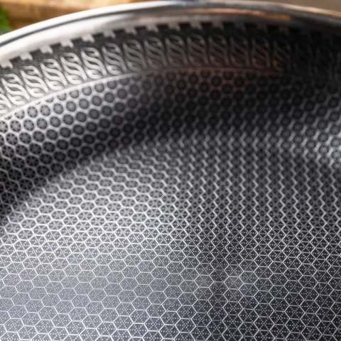 PATELNIA STALOWA 28cm Z POWŁOKĄ PLASTER MIODU KLAUSEBRG KB-9023 Klausberg