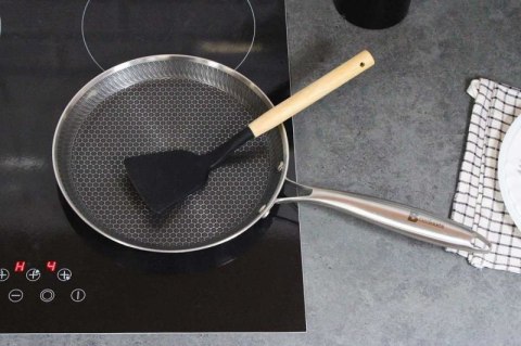 PATELNIA STALOWA DO NALEŚNIKÓW 24cm Z POWŁOKĄ PLASTER MIODU 5546 Brunbeste