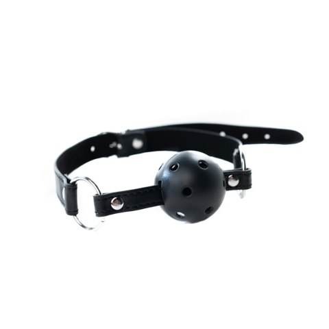 Black breathable ball gag with adjustable
strap. Fantasy - Boys of Toys Sp. z. o.o. (dystrybutor)